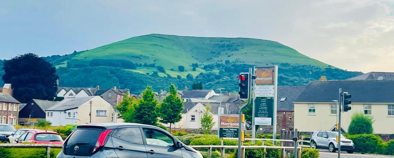 הוילה Tanglewood House Abergavenny With Private Parking מראה חיצוני תמונה