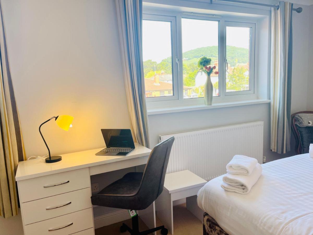 הוילה Tanglewood House Abergavenny With Private Parking מראה חיצוני תמונה