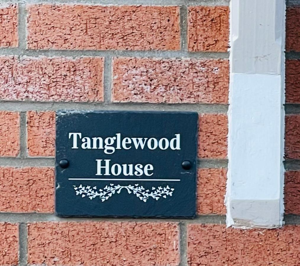 הוילה Tanglewood House Abergavenny With Private Parking מראה חיצוני תמונה